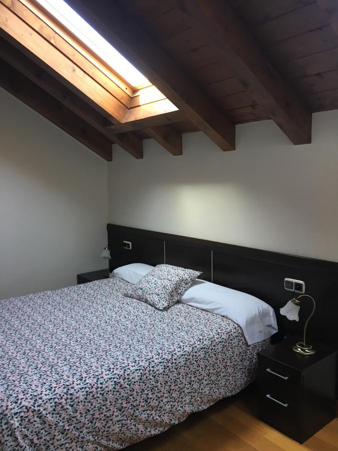 Apartamentos Irati Espinal-Auzperri Exterior photo